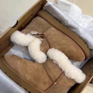 UGG CATHIE CHESTNUT SUEDE FLUFF SHORT BOOTS